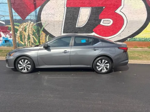 Another view of 2023 Nissan Altima 2.5 S for sale in Des Arc, AR at D3 Auto Sales - Des Arc, AR