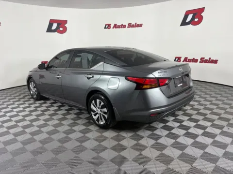 More photos of 2023 Nissan Altima 2.5 S at D3 Auto Sales - Des Arc, AR, AR