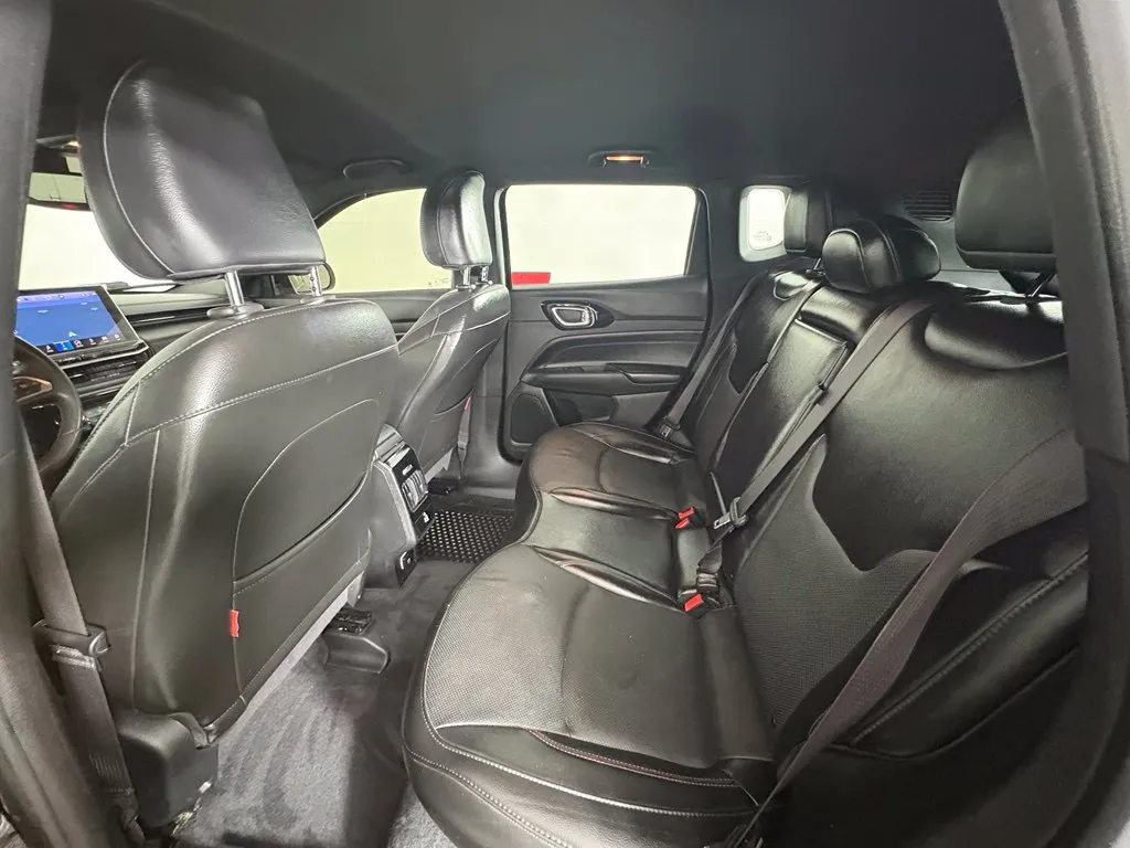 Jeep Compass photo 40