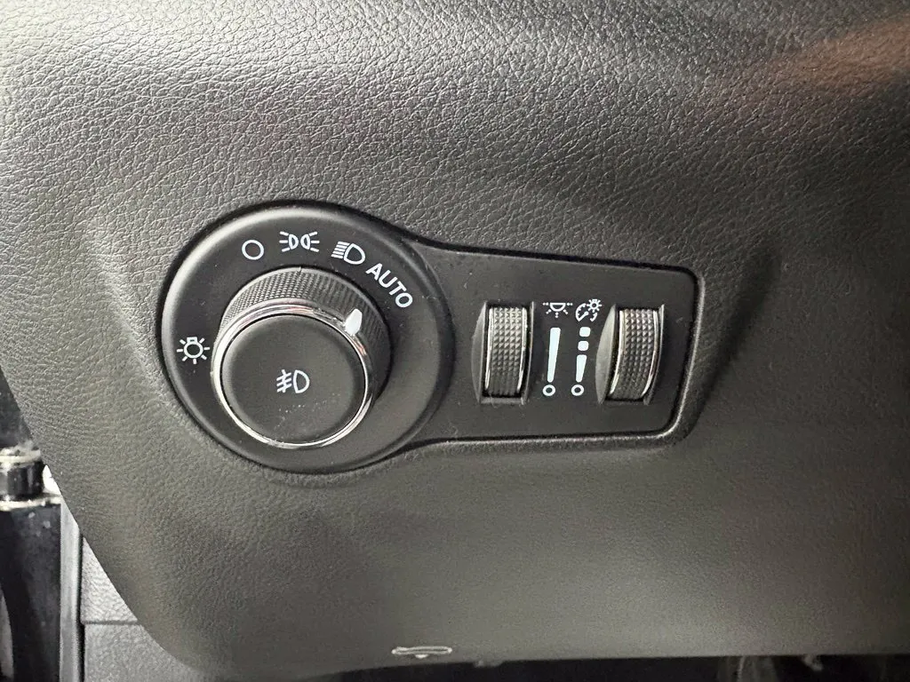 Jeep Compass photo 17