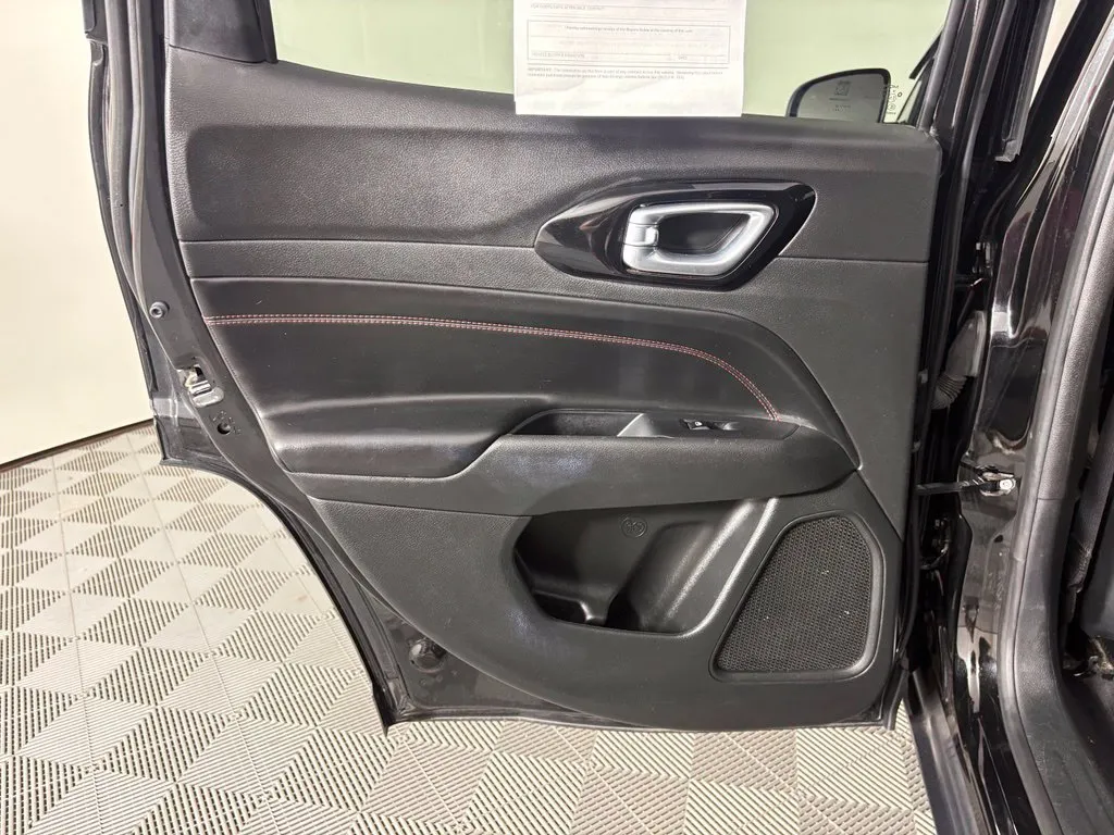 Jeep Compass photo 41