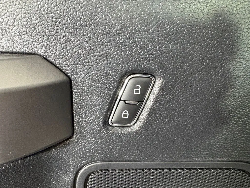 Ford F-150 photo 17