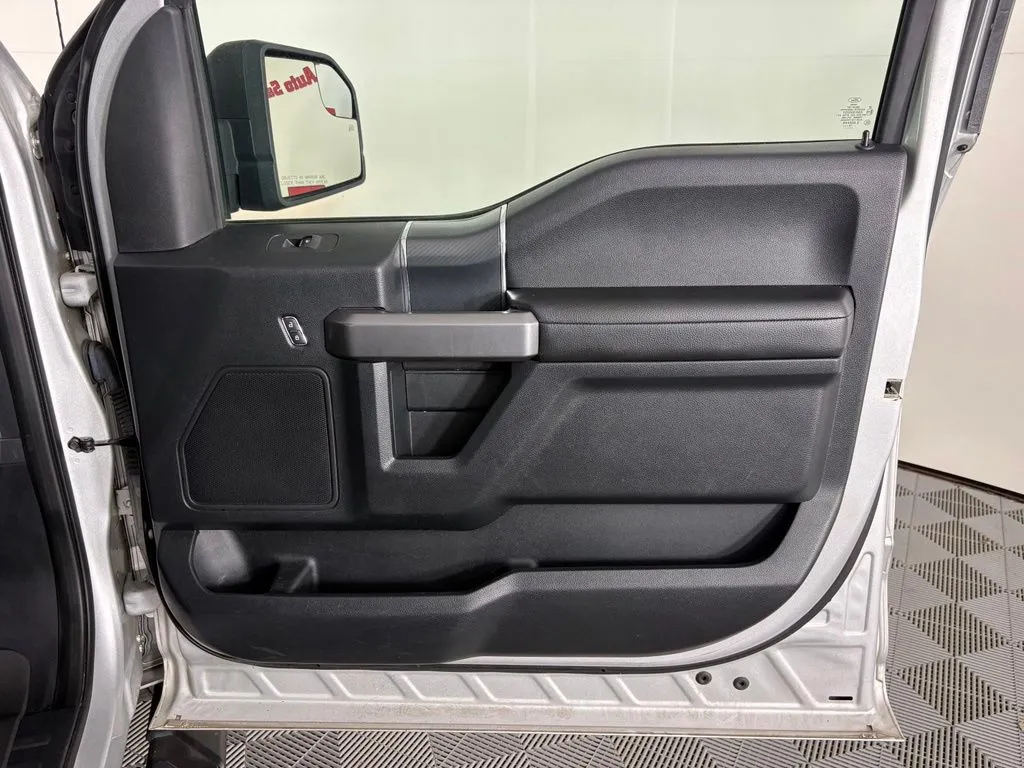 Ford F-150 photo 38