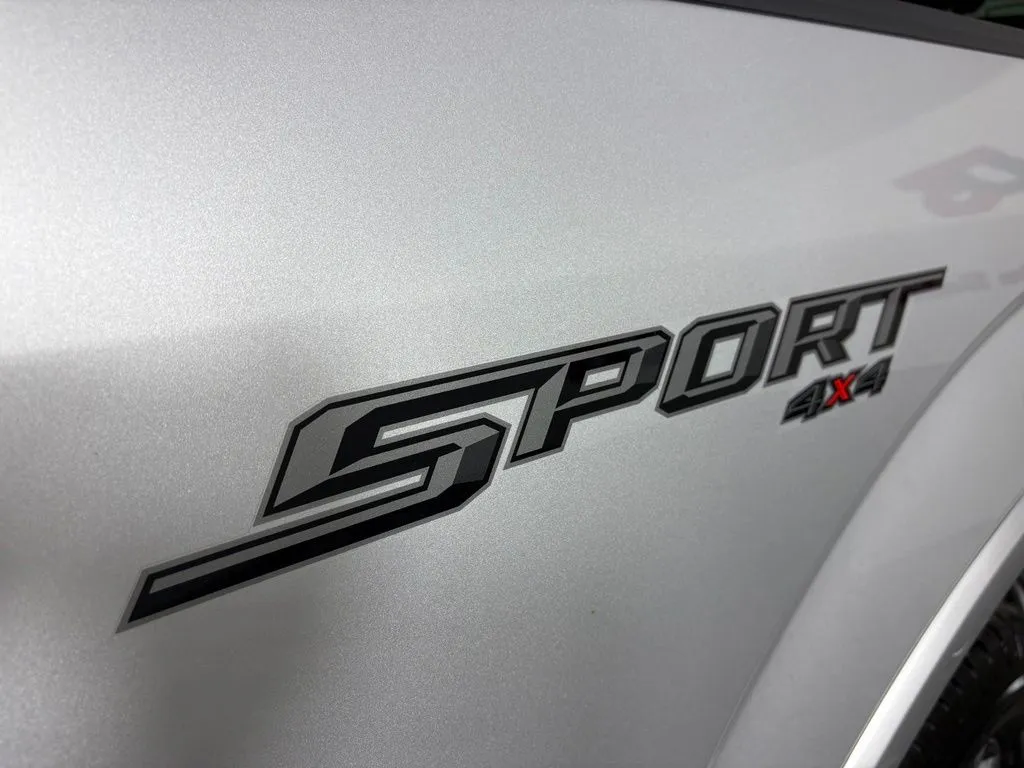 Ford F-150 photo 11