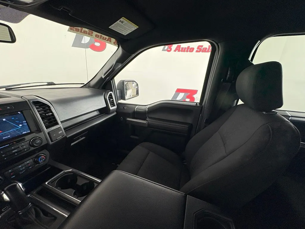 Ford F-150 photo 32