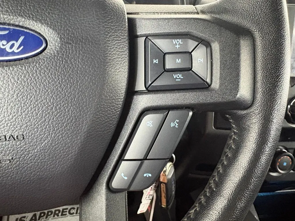 Ford F-150 photo 22
