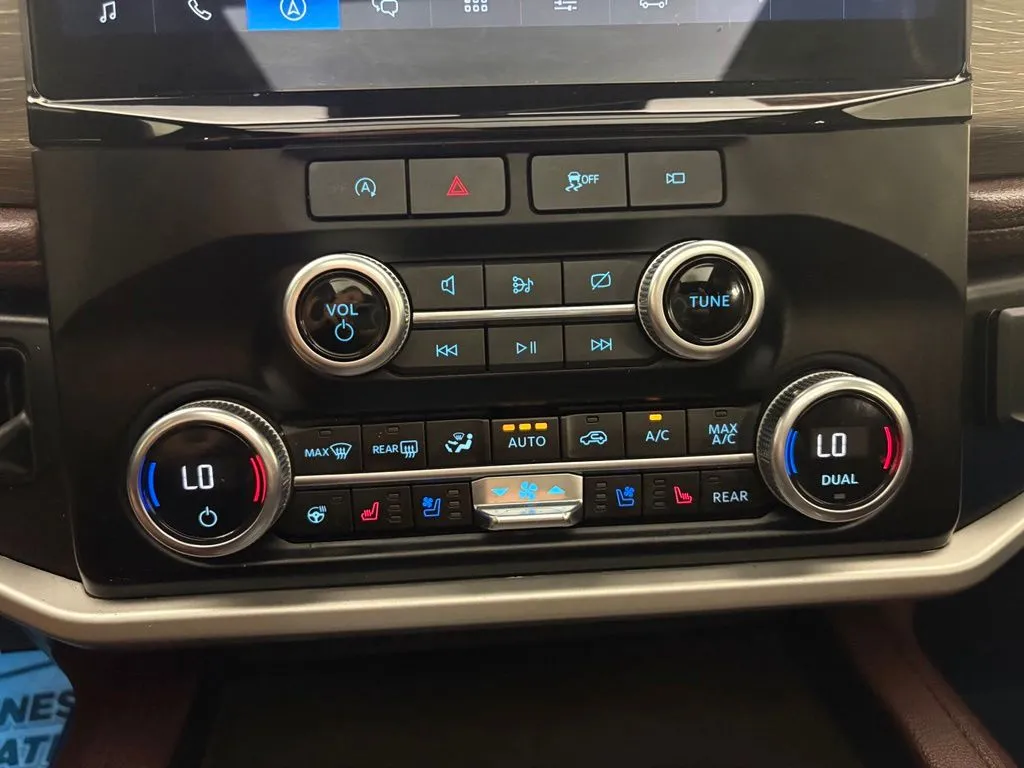 Ford Expedition photo 27