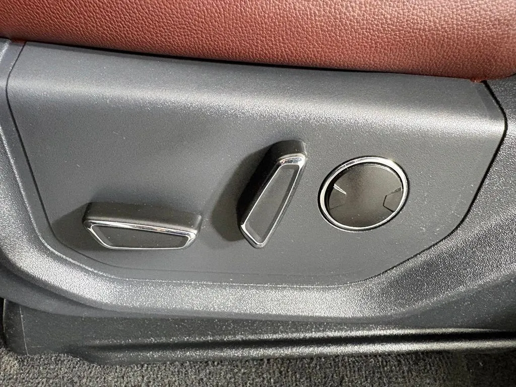 Ford Expedition photo 12