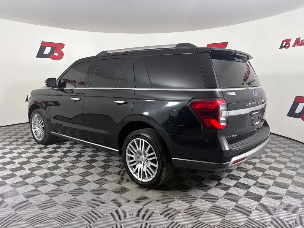 Ford Expedition photo 4