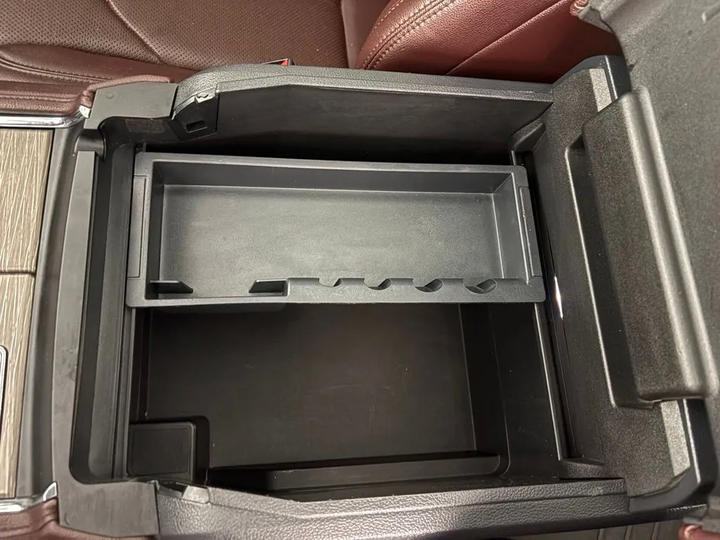 Ford Expedition photo 34