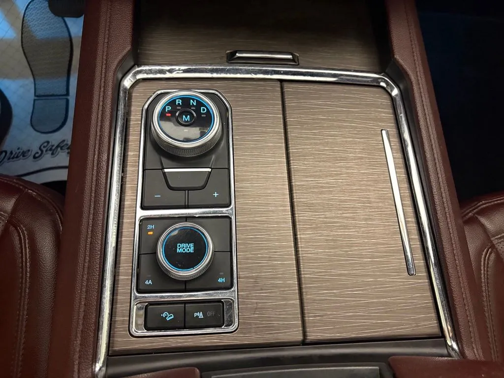 Ford Expedition photo 28