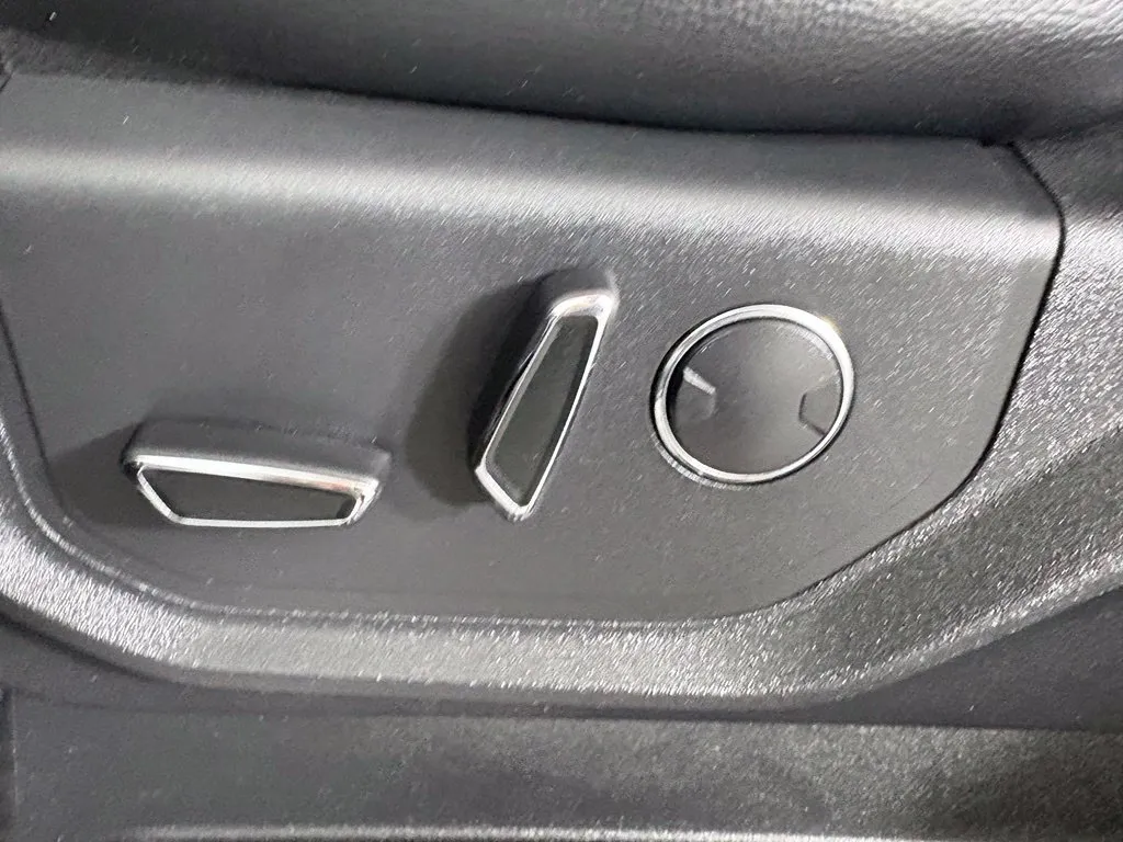Ford F-150 photo 14