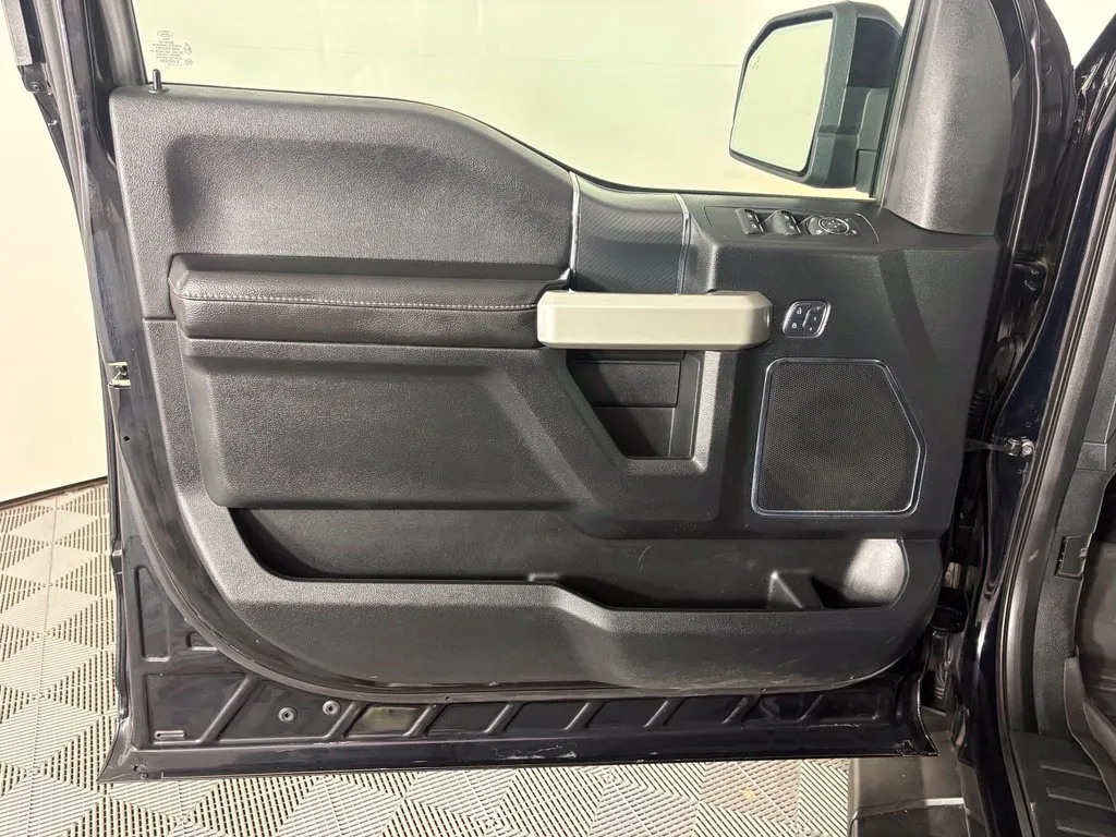 Ford F-150 photo 15