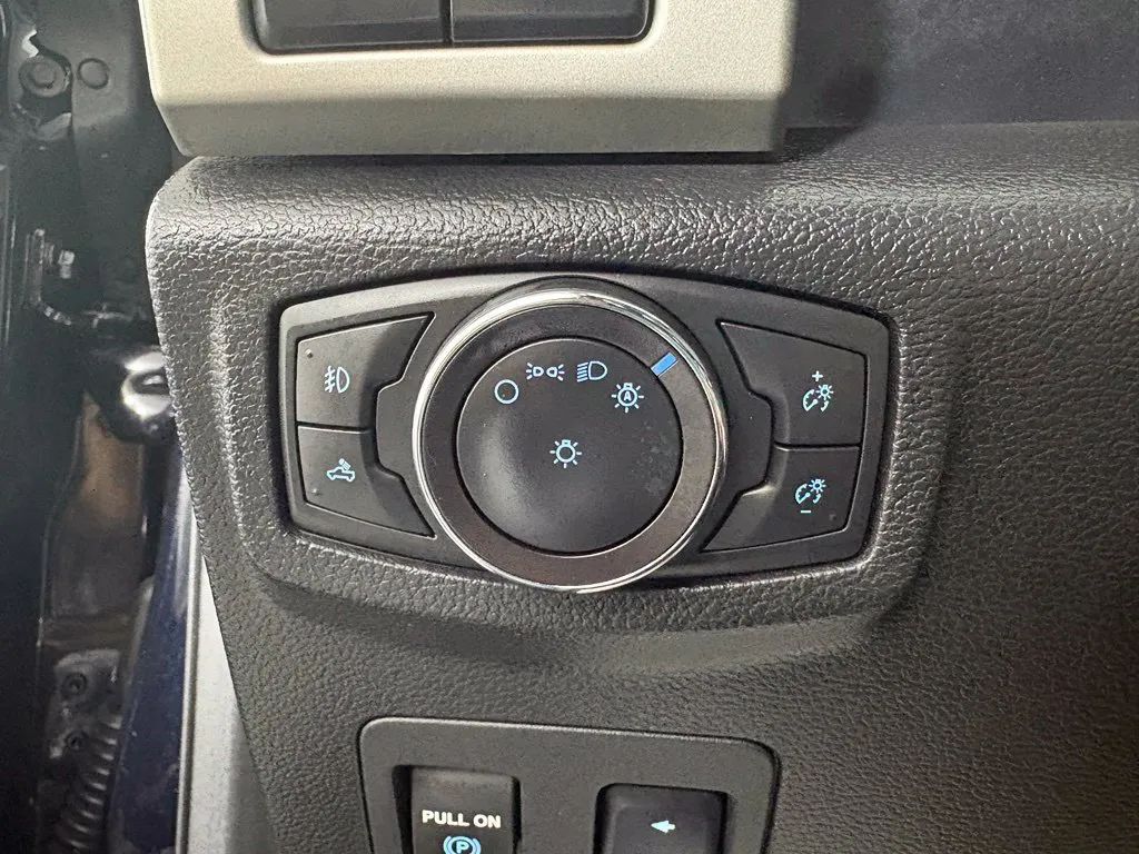 Ford F-150 photo 20