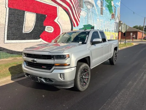 Photos of 2017 Chevrolet Silverado 1500 LT for sale in Des Arc, AR at D3 Auto Sales - Des Arc, AR