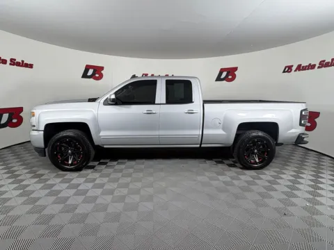 Another view of 2017 Chevrolet Silverado 1500 LT for sale in Des Arc, AR at D3 Auto Sales - Des Arc, AR