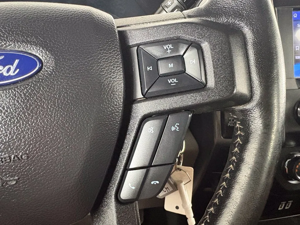 Ford F-150 photo 21