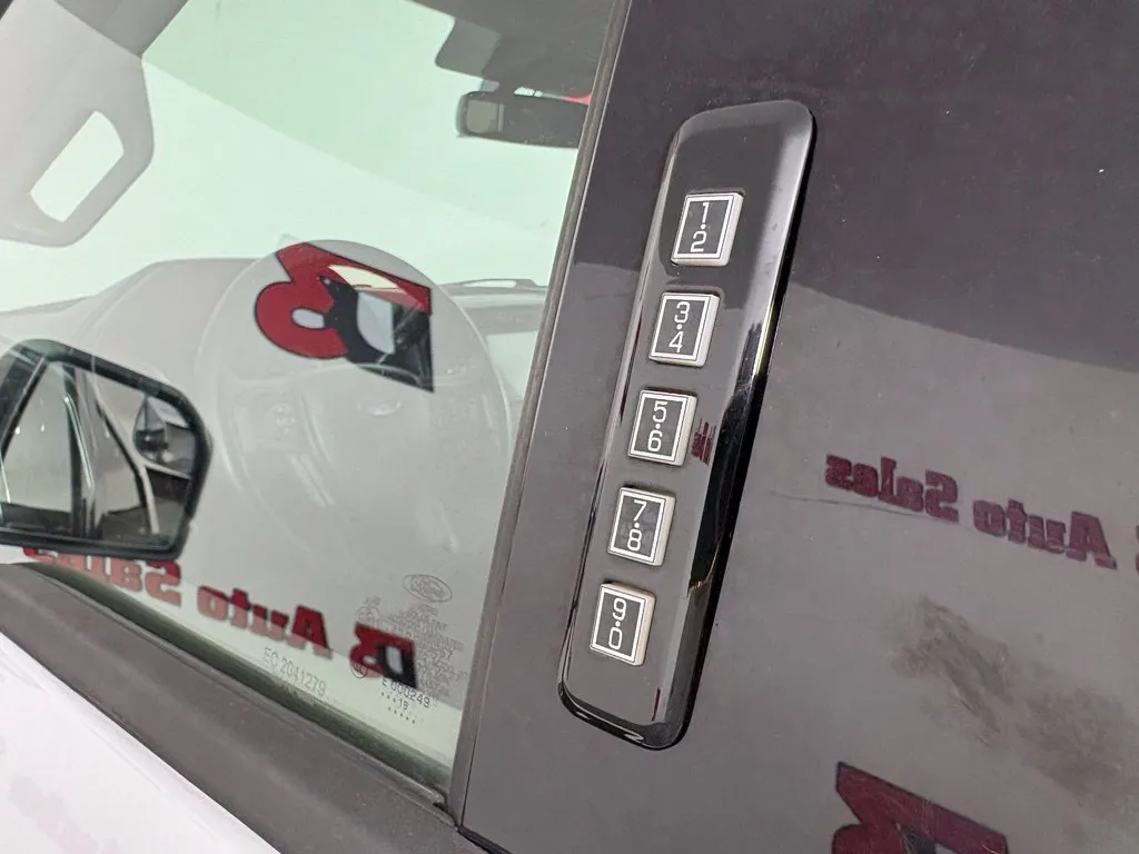 Ford F-150 photo 11