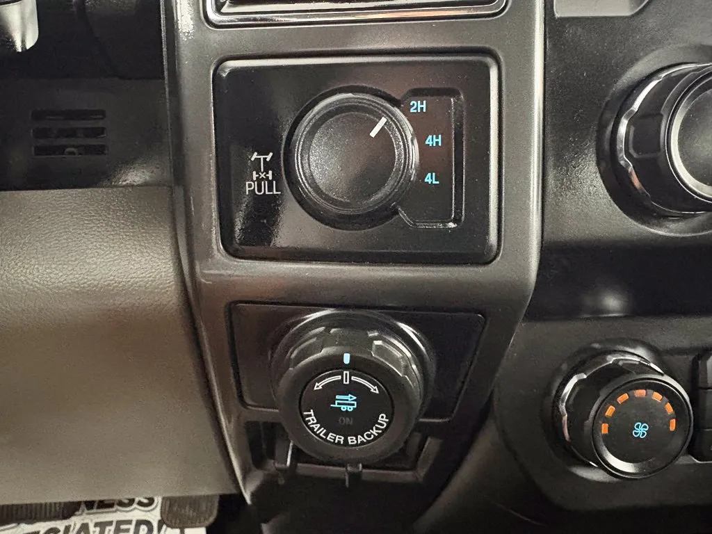Ford F-150 photo 29