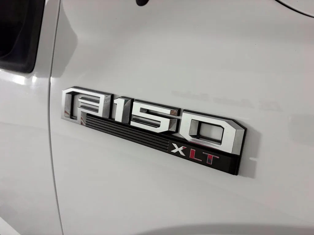 Ford F-150 photo 10
