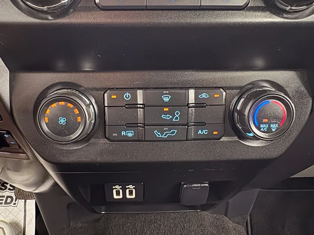 Ford F-150 photo 28