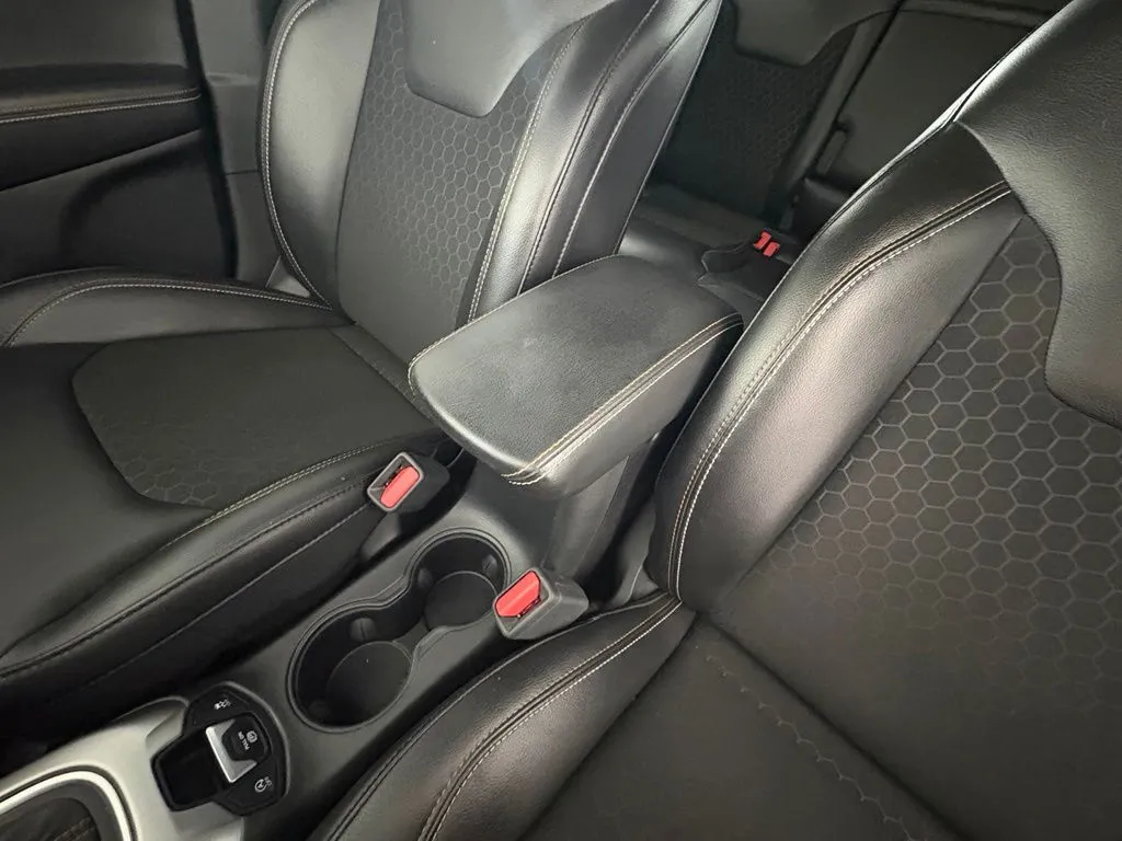 Jeep Compass photo 28