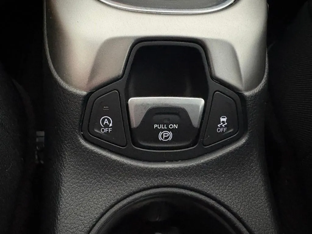 Jeep Compass photo 23