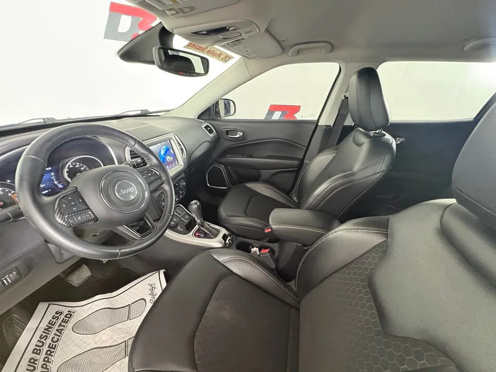Jeep Compass photo 10