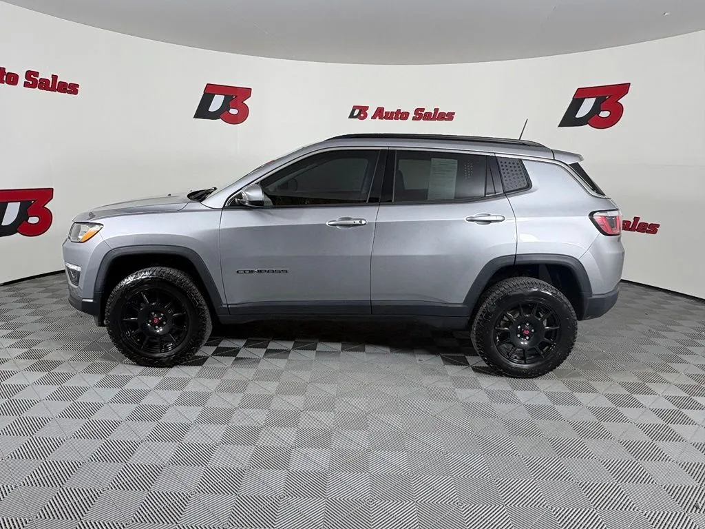 Jeep Compass photo 3