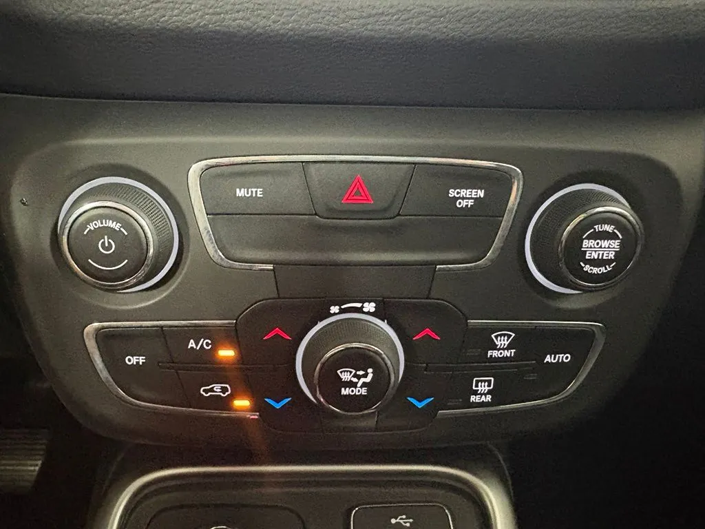 Jeep Compass photo 21