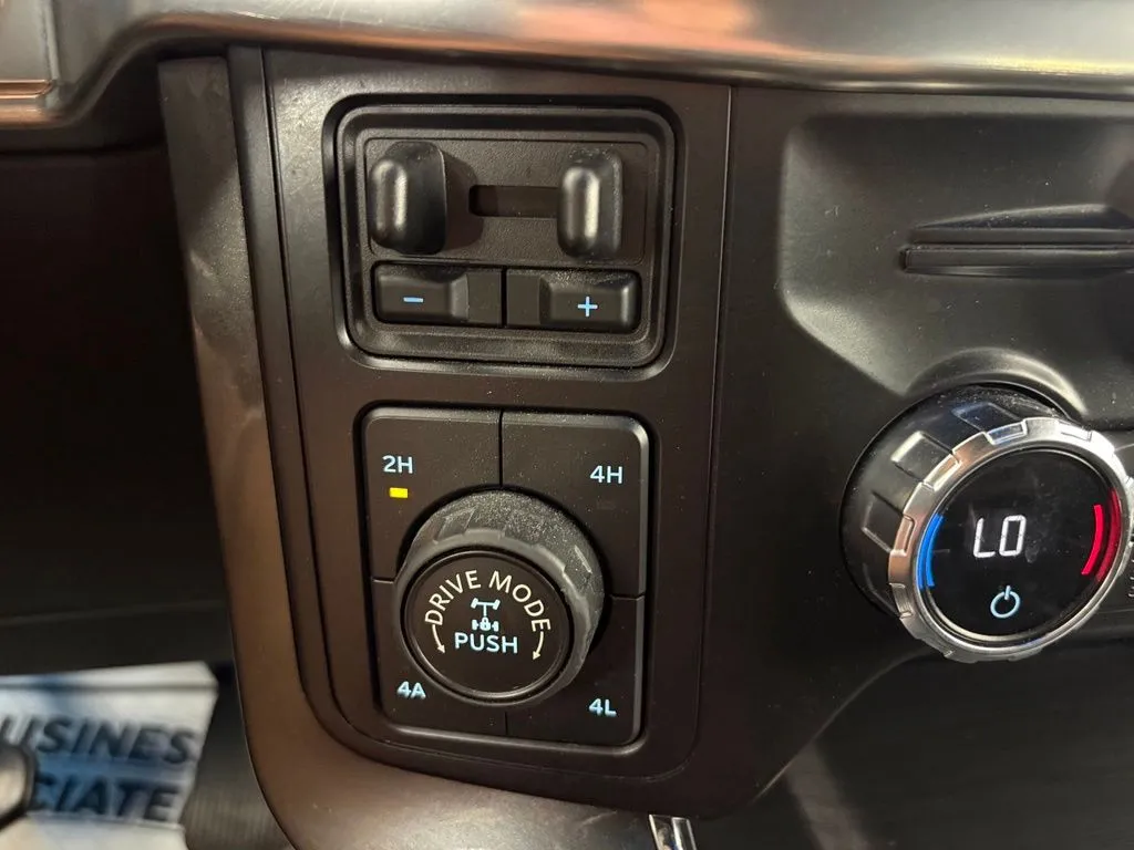 Ford F-150 photo 30