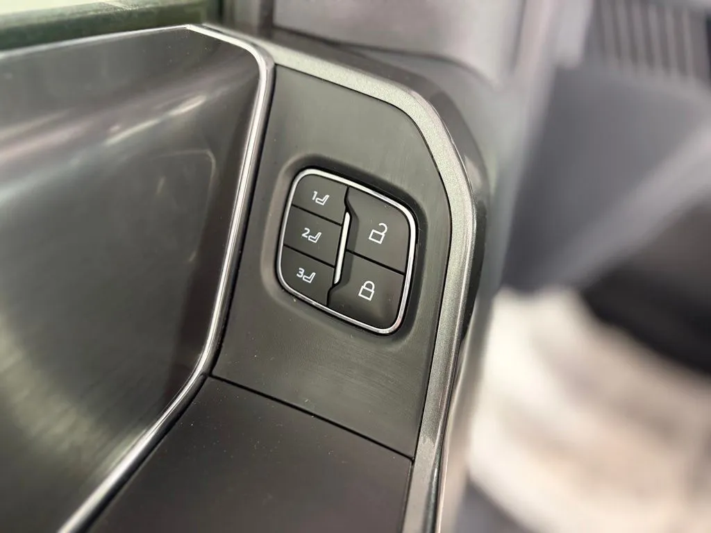 Ford F-150 photo 16