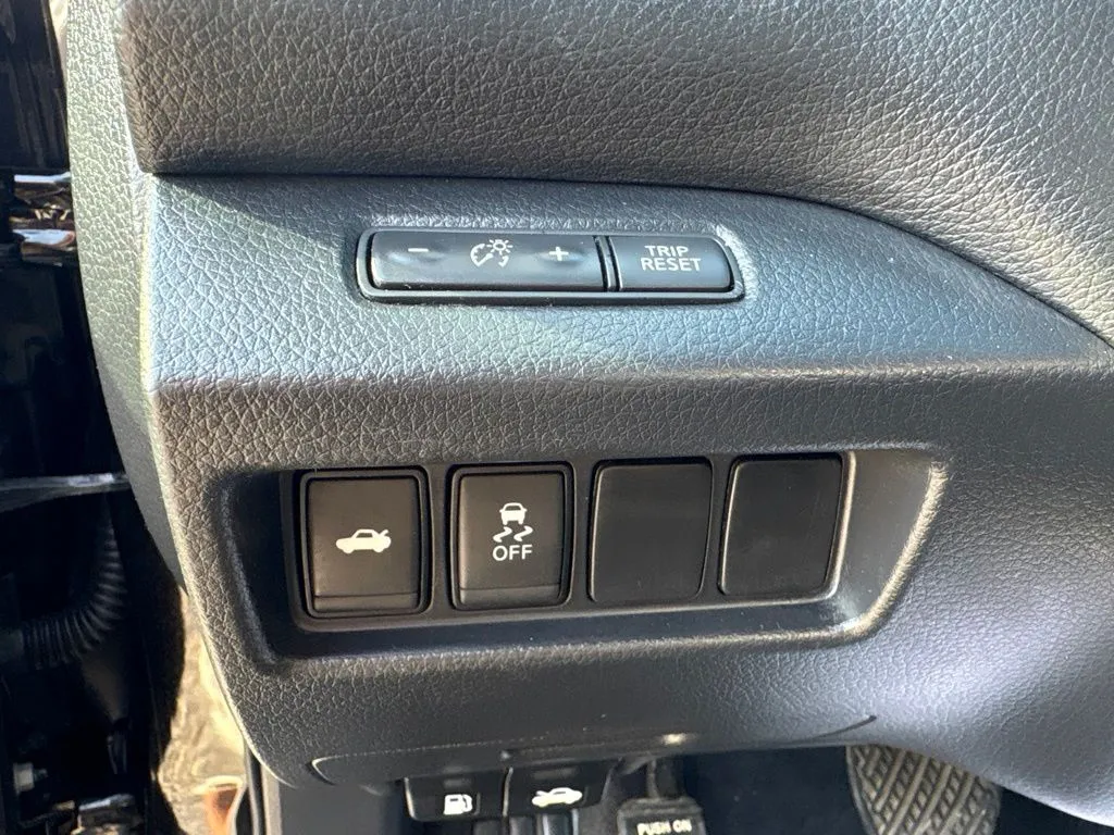 Nissan Altima photo 12
