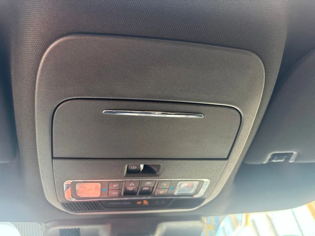 Ford F-150 photo 17