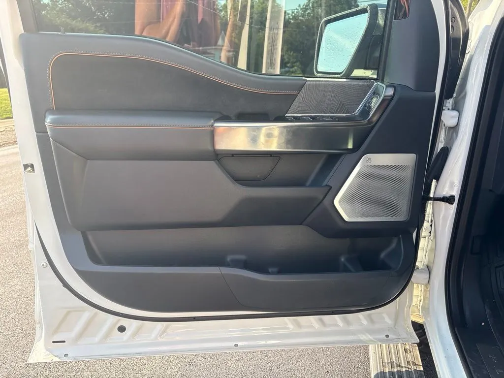Ford F-150 photo 10