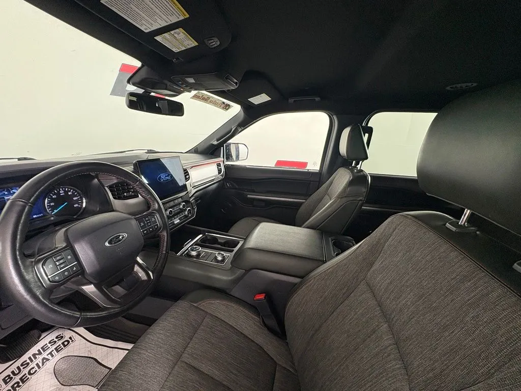 Ford Expedition photo 12