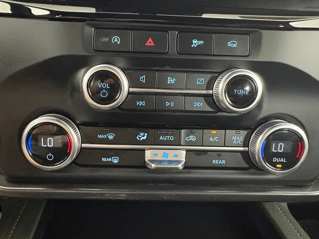 Ford Expedition photo 28