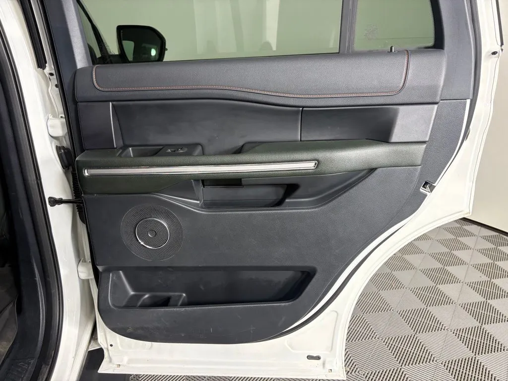 Ford Expedition photo 48