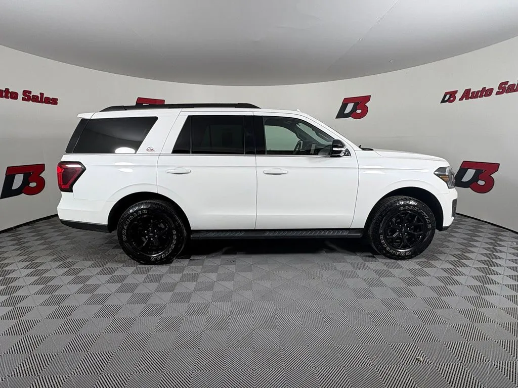 Ford Expedition photo 7