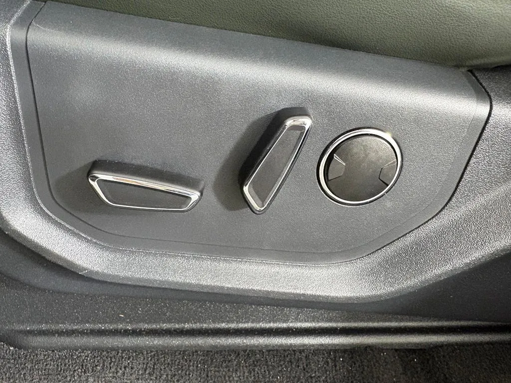 Ford Expedition photo 13