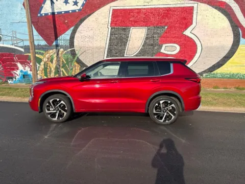 Another view of 2022 Mitsubishi Outlander SEL for sale in Des Arc, AR at D3 Auto Sales - Des Arc, AR