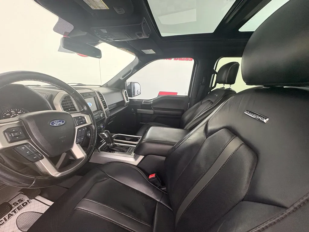 Ford F-150 photo 12