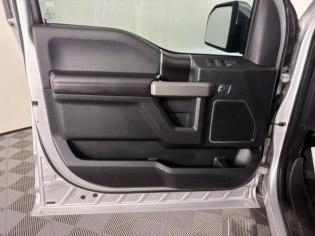 Ford F-150 photo 14