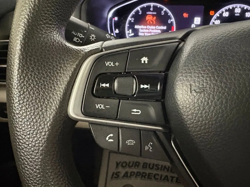 Honda Accord photo 18