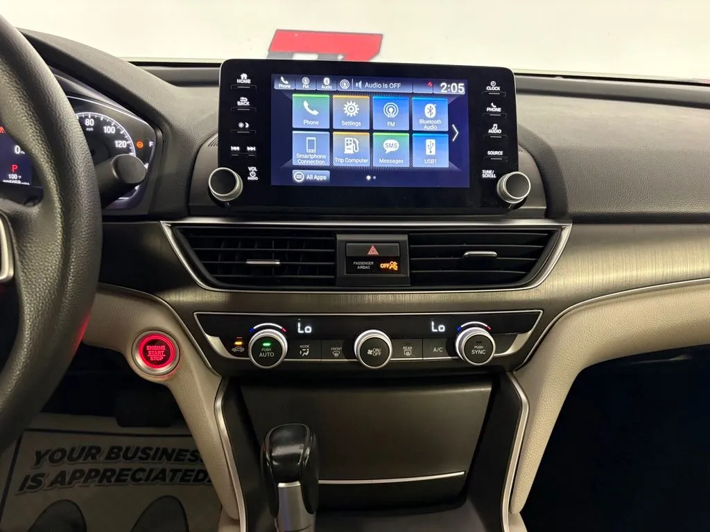Honda Accord photo 20