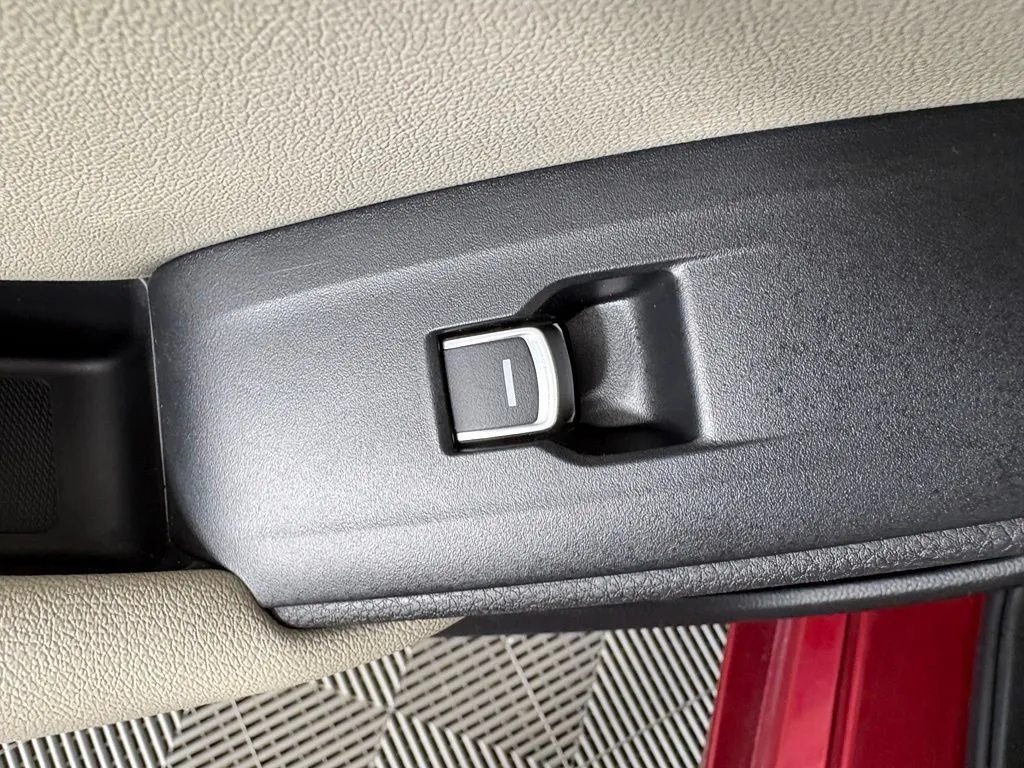 Honda Accord photo 37
