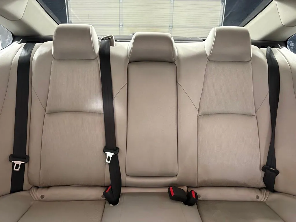 Honda Accord photo 34