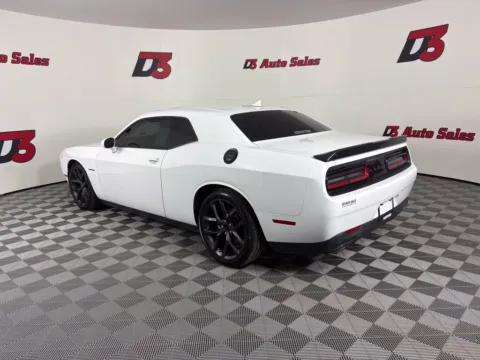 More photos of 2022 Dodge Challenger R/T at D3 Auto Sales - Des Arc, AR, AR