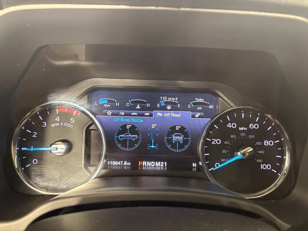 Ford F350SD photo 26