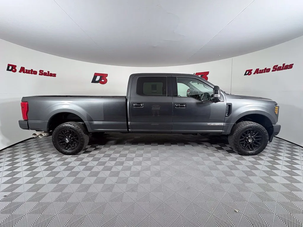 Ford F350SD photo 7